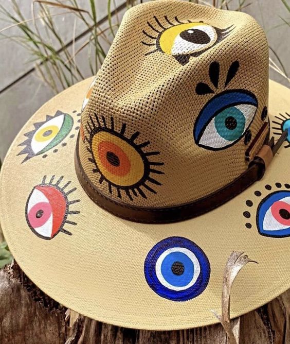 sombrero chaqueta pintada a mano 